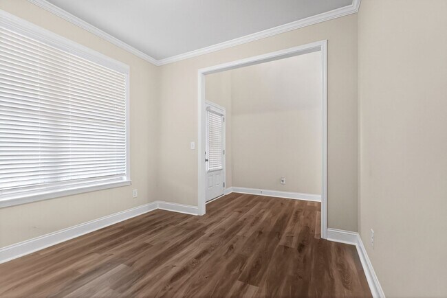 Building Photo - 4 BEDROOM SINGLE FAMILY HOME IN BRASELTON!