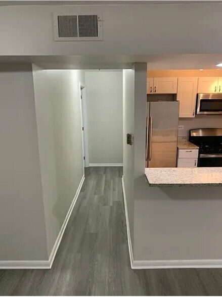 Building Photo - 5340 Holmes Run Pky