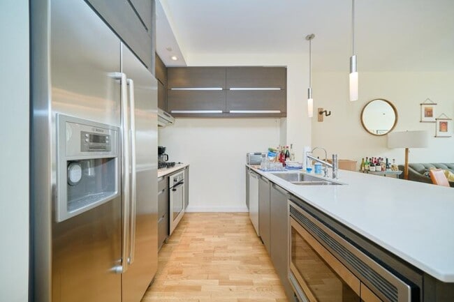 Building Photo - 1 bedroom in BROOKLYN NY 11238
