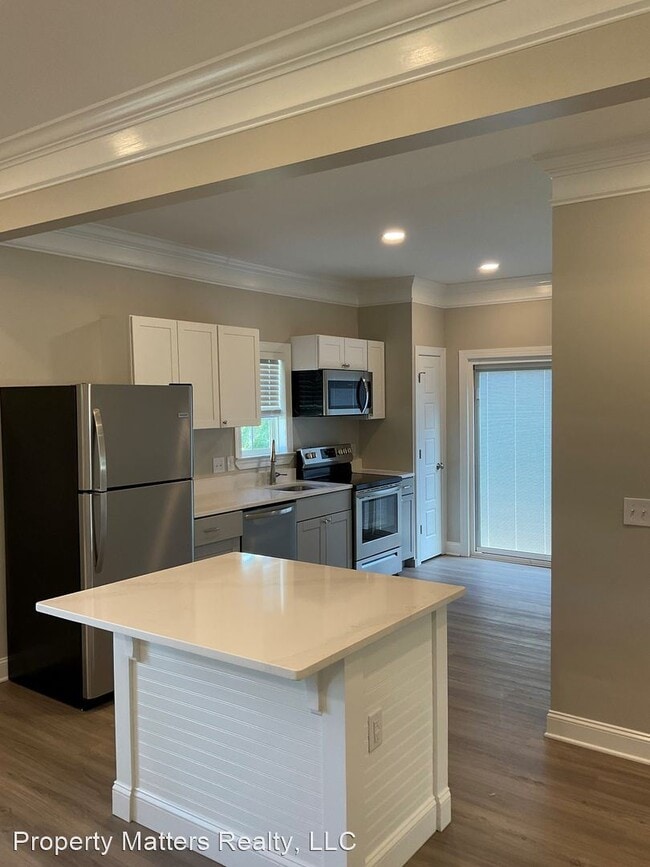 Building Photo - 3 br, 2 bath House - 3618 Little Mountain ...