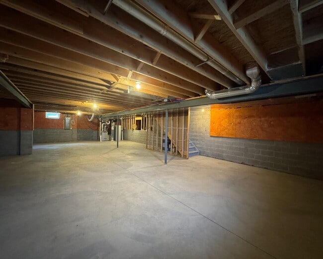 Building Photo - 6306 Avondale Woods Blvd