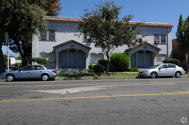 Primary Photo - 1128 11th St