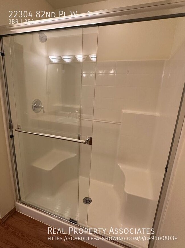 Building Photo - 22304 82nd Pl W