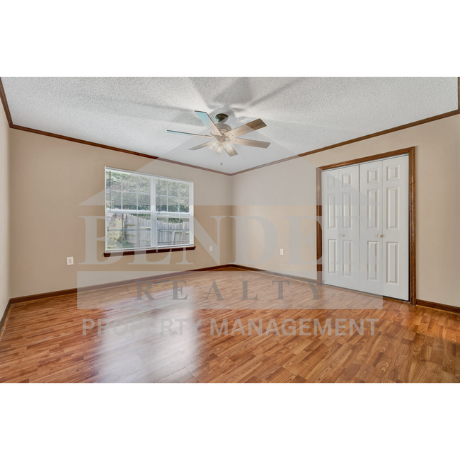 Building Photo - REDUCED!!! BEAUTIFUL HOME