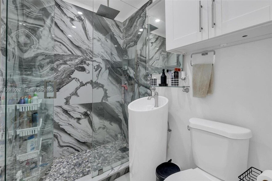 Building Photo - 1570 NW 132nd St