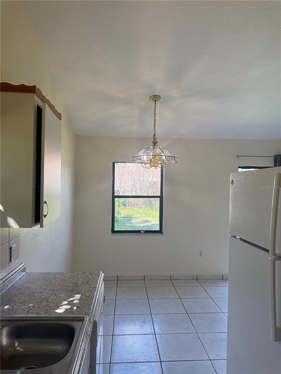 Building Photo - 62 Dorset Dr