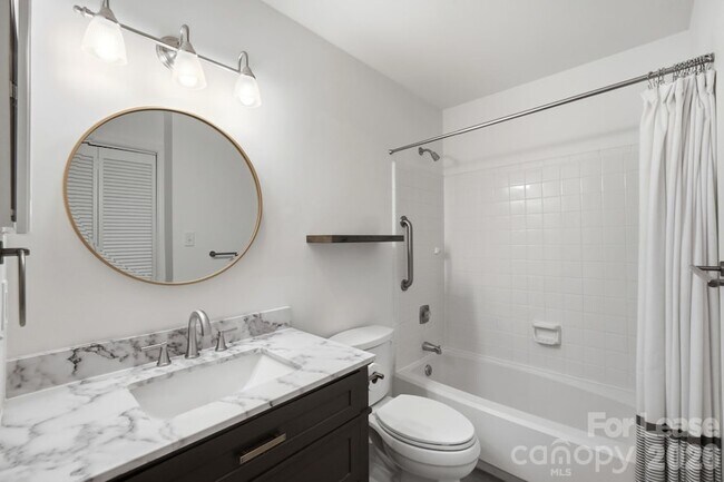 Building Photo - 2900 Heathstead Place