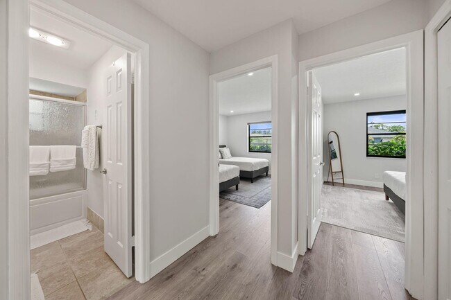Building Photo - 11371 Torchwood Ct