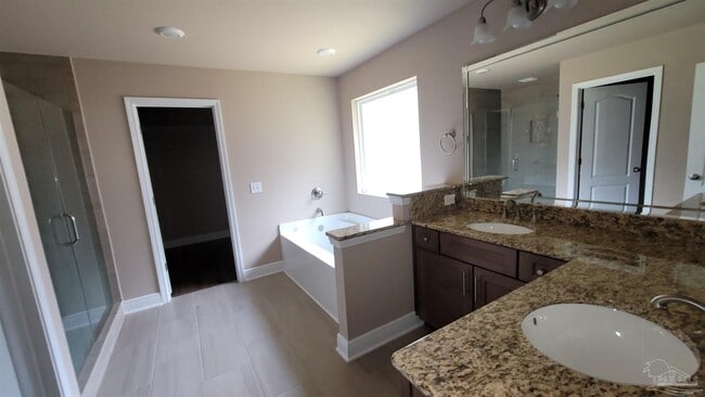 Building Photo - 6884 Buckthorn Cir
