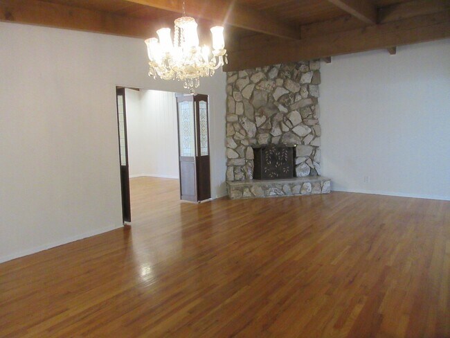 Building Photo - 13235 Cumpston St