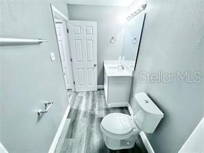 Building Photo - 3802 Bay Club Cir