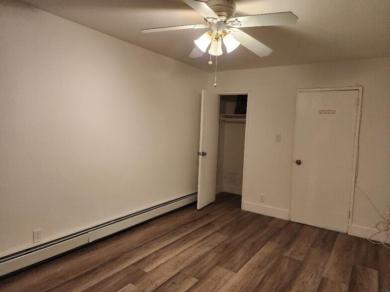 Building Photo - 3045 68th St