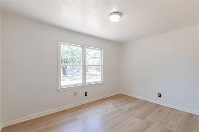 Building Photo - 5333 Taos Dr