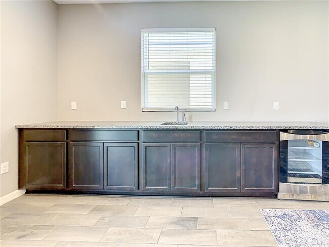Building Photo - 1311 Yorkshire Ct