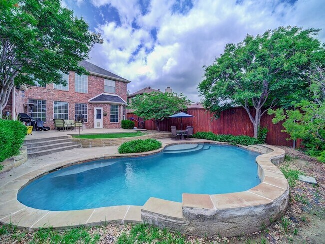 Building Photo - 13444 Bavarian Dr