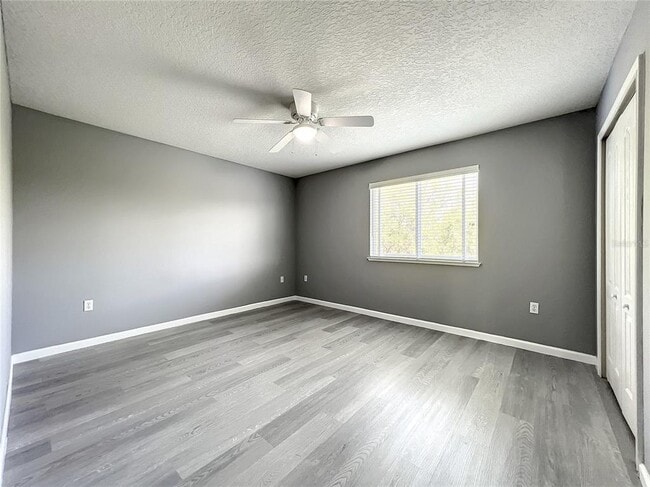 Building Photo - 10041 Oak Quarry Dr