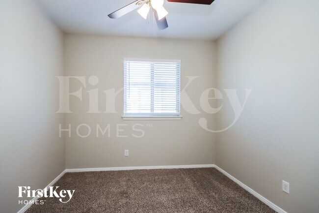 Building Photo - 13207 Clover Creek Point Ln