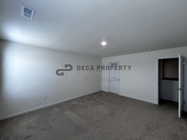 Building Photo - 288 Crestfield Ct