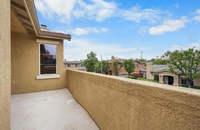 Building Photo - 39741 Columbia Union Dr