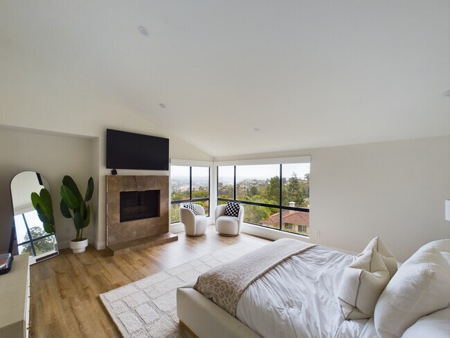 Building Photo - 2543 Caminito Muirfield