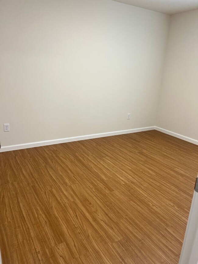 Building Photo - Brand new home 4 Bedrooms 2 baths