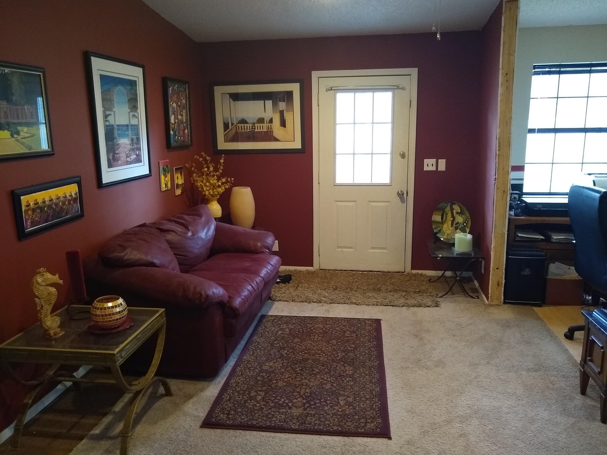 Family room - 2620 Moody Ave