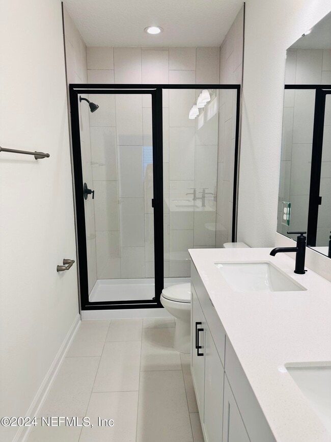 Building Photo - 18 Mellowood Ln