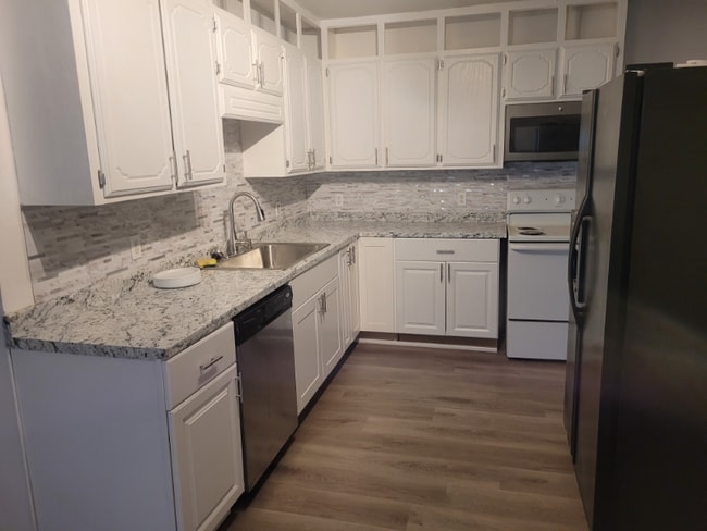 Building Photo - 718 N 18th St