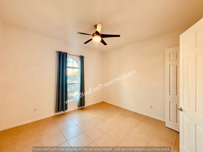 Building Photo - 198 E Woolystar Ct