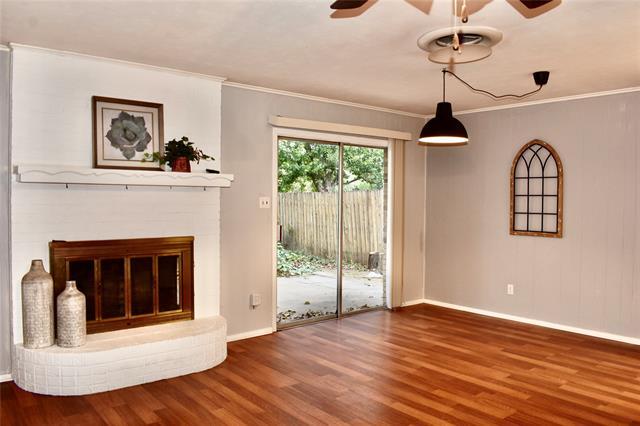 Building Photo - 1405 Brookside Dr