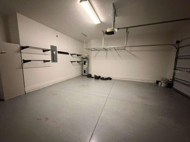 Building Photo - 11737 Verrazano Dr