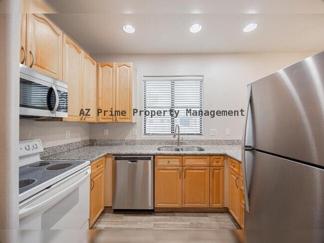 Building Photo - 4200 N 82nd St