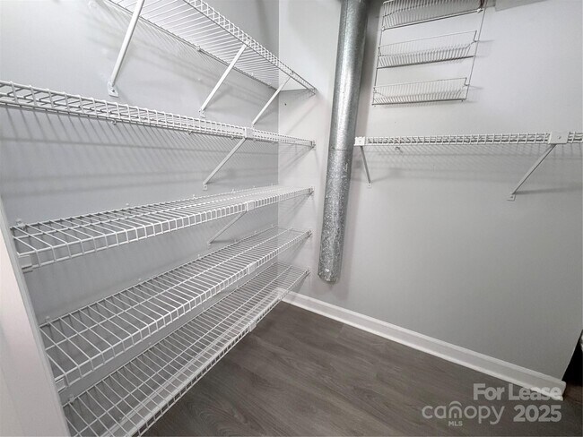 Building Photo - 2825 Edwin Jones Dr