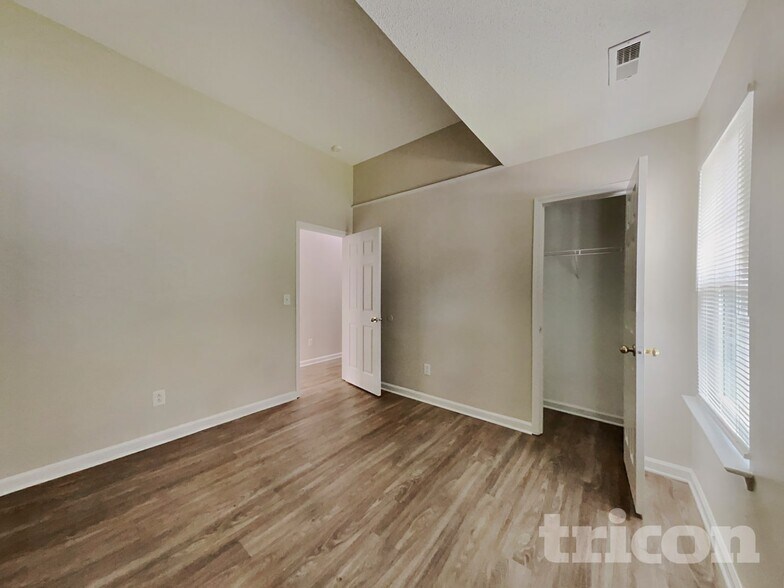 Building Photo - 47 McDonald St NW