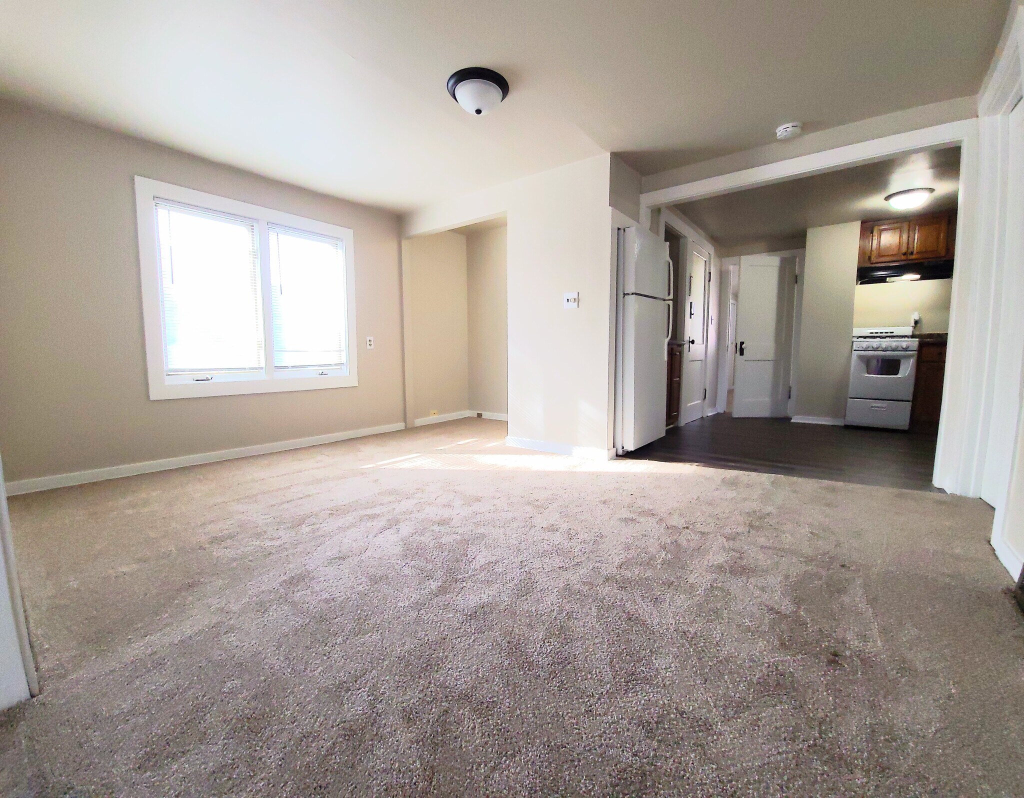 Building Photo - 233 S 67th St