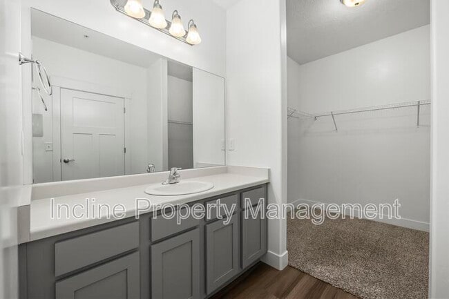 Building Photo - 750 N 260 W