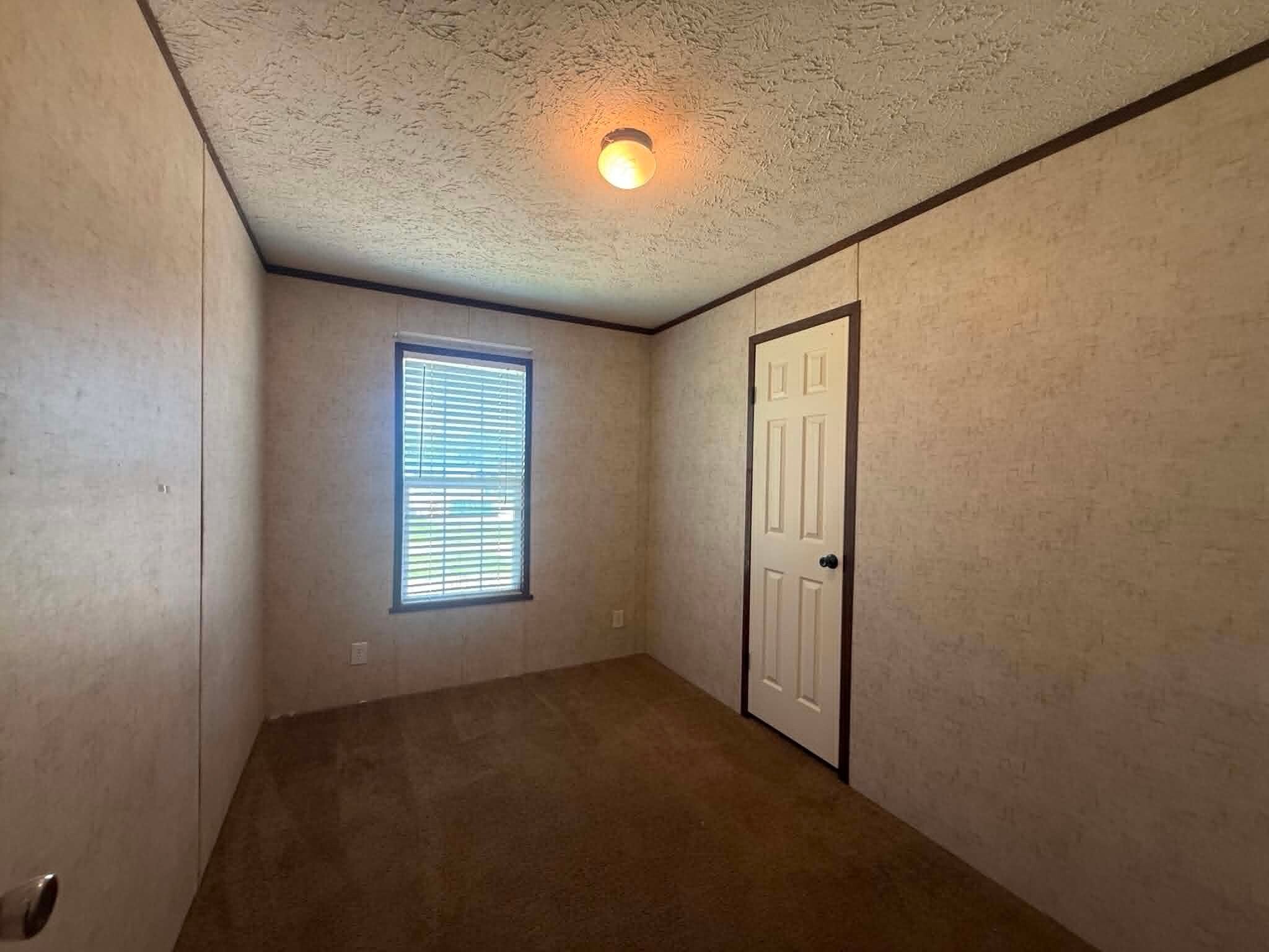 Building Photo - 1236 N Oaklane Rd