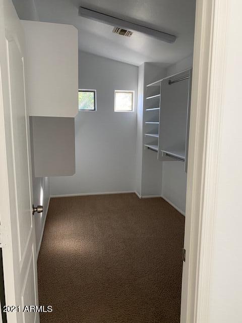 Building Photo - 40882 W Robbins Dr