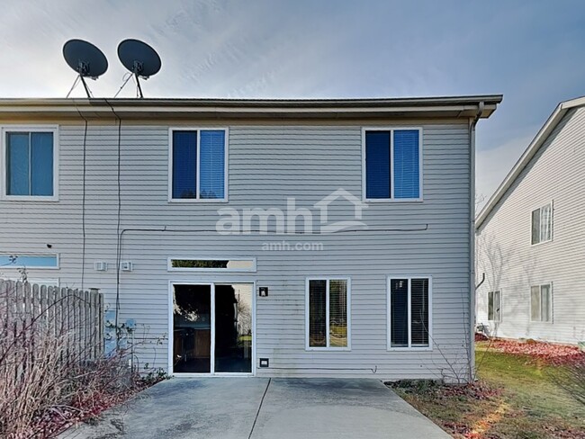 Building Photo - 22258 W Niagara Ct