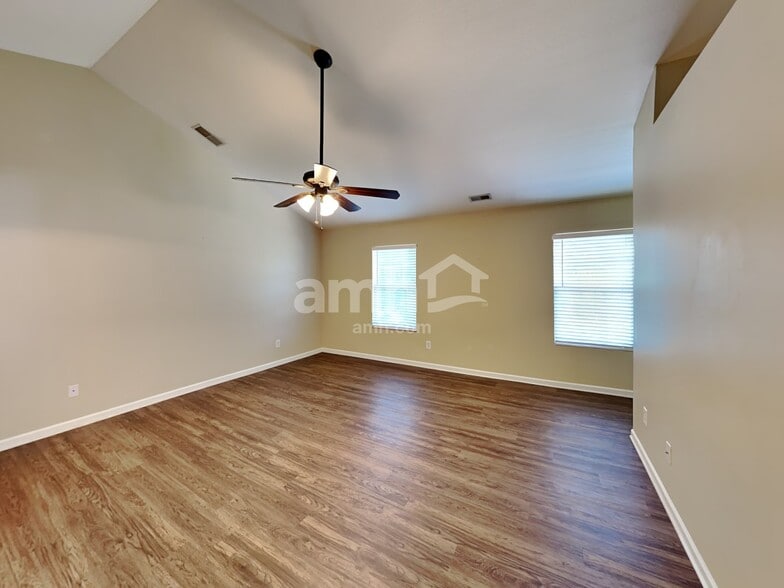 Building Photo - 14716 Castletown House Dr