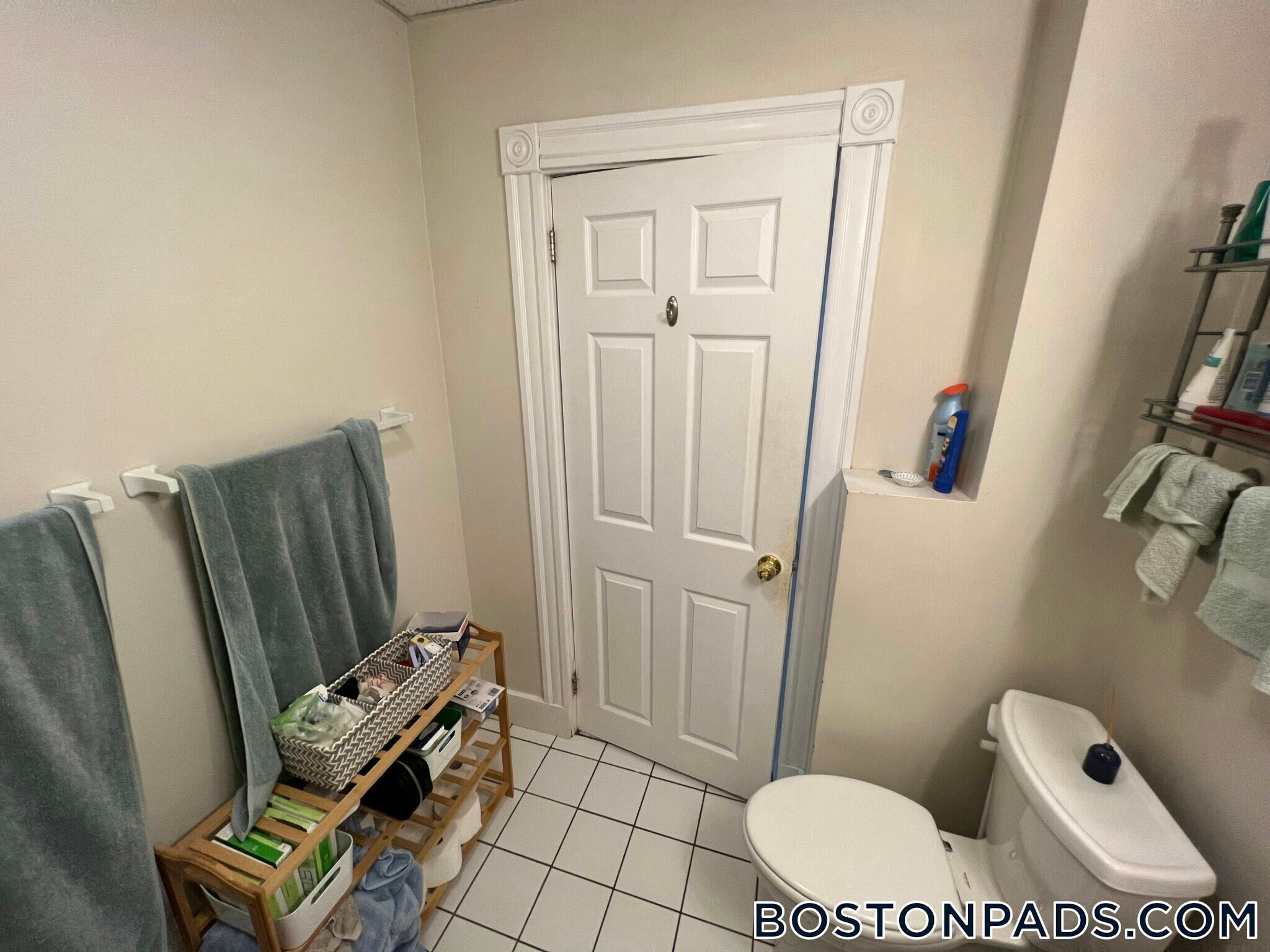 Building Photo - 24 Ellington Rd