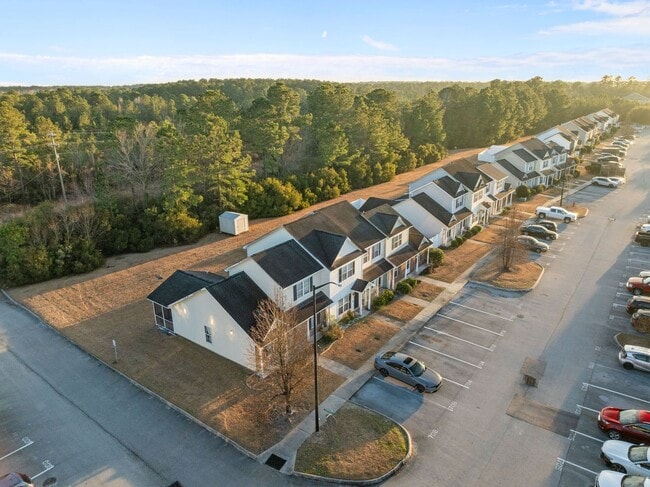 Building Photo - Welcome to Carolina Forest!