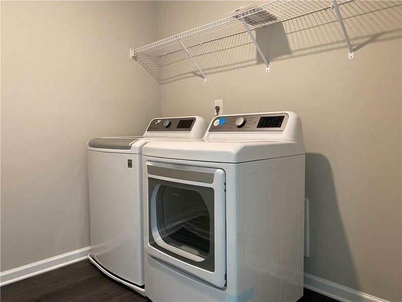 Building Photo - 4402 Grosbeak Dr