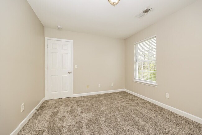 Building Photo - 1245 Canyon Ridge Ct