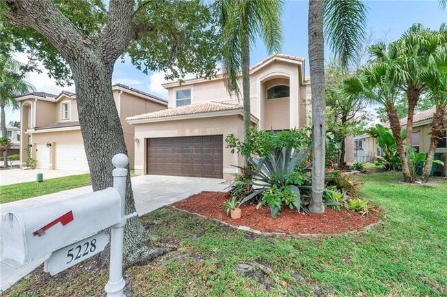 Building Photo - 5228 NW 112th Terrace