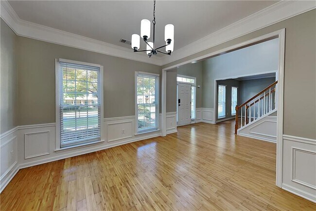 Building Photo - 6520 Ganton Dr