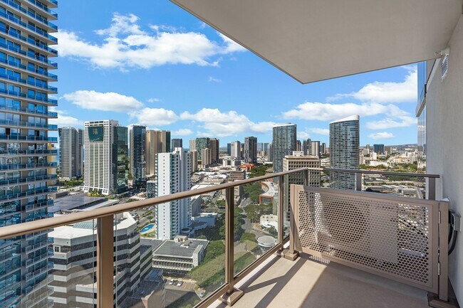 Building Photo - Sky Ala Moana West — 2 Bed / 2 Bath / 2 Parking