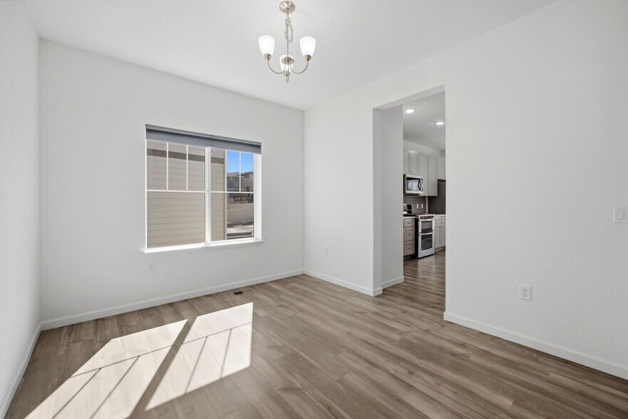 Building Photo - 18150 Martinello Dr