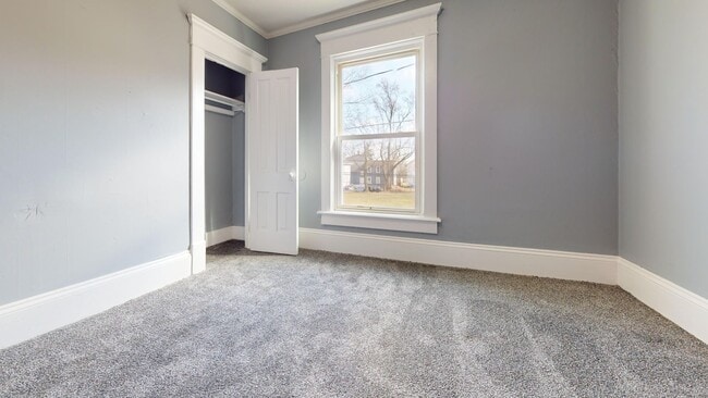 Building Photo - Coming soon--3 bedroom in Mansfield, small...