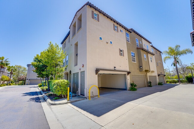 Building Photo - 10454 Zenor Ln